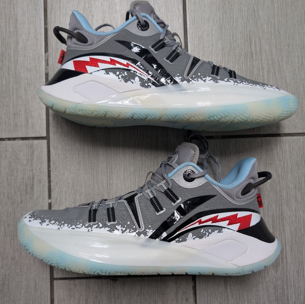 Li-Ning CJ-2 Great White Shark size 12